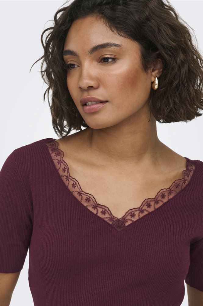 Jacqueline de Yong bordeaux dames t-shirt | Close up