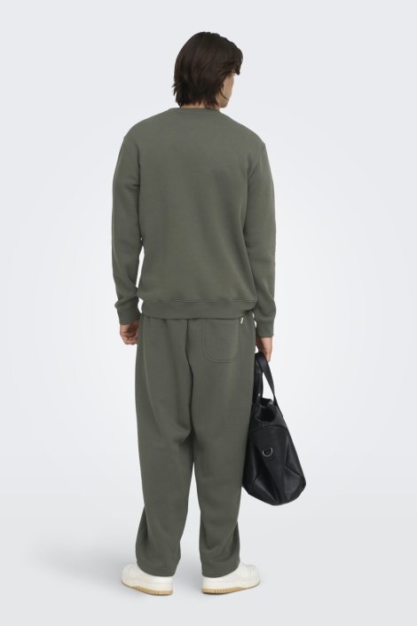 Only & Sons groene heren sweater | Model