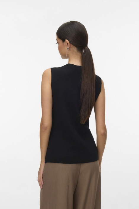 Vero Moda zwarte dames gilet | Model achteraanzicht