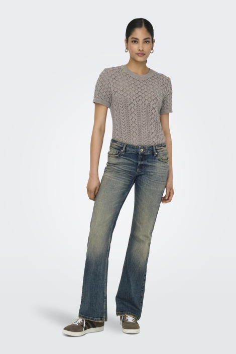 Only taupe dames t-shirt | Model