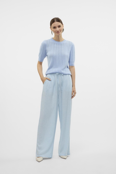 Vero Moda blauwe dames trui | Model