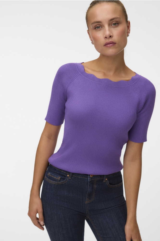 Vero Moda paarse dames trui | Model vooraanzicht