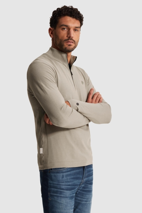 Cast Iron groene heren trui | Model zijaanzicht