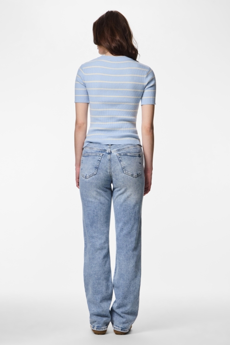 Pieces blauwe dames t-shirt | Model achteraanzicht