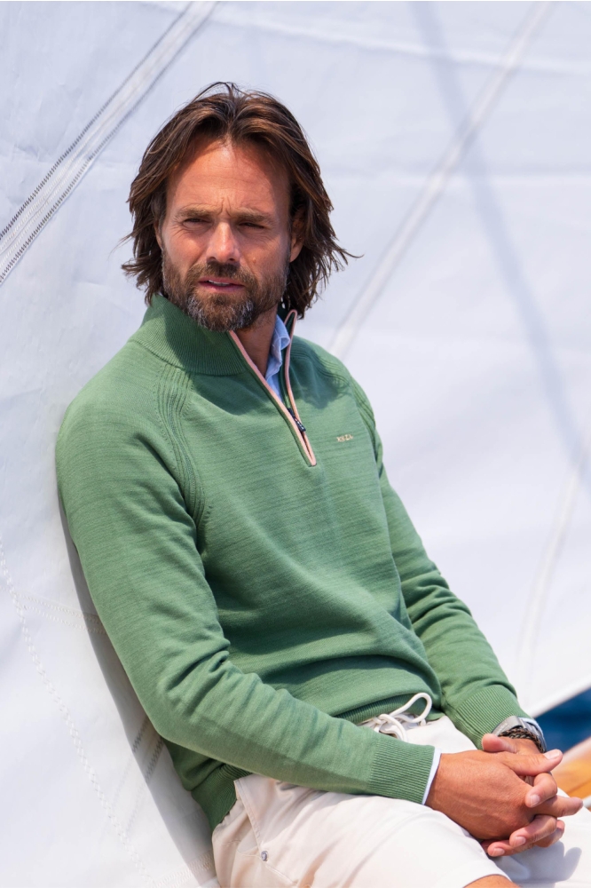 NZA groene heren trui | Sfeerbeeld, In situatie