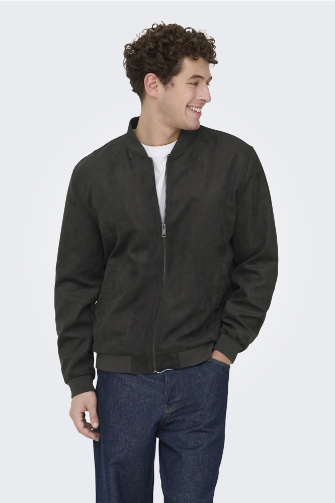 Only & Sons grijze heren jas | Model vooraanzicht