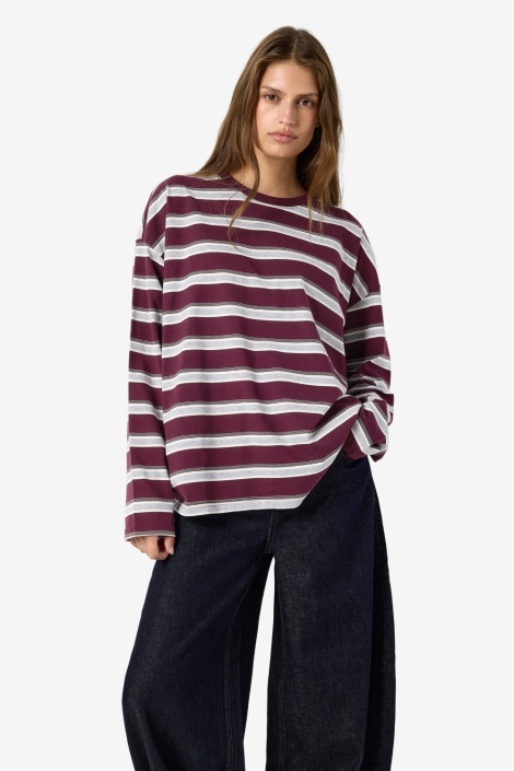 Noisy may bordeaux dames sweater | Model vooraanzicht