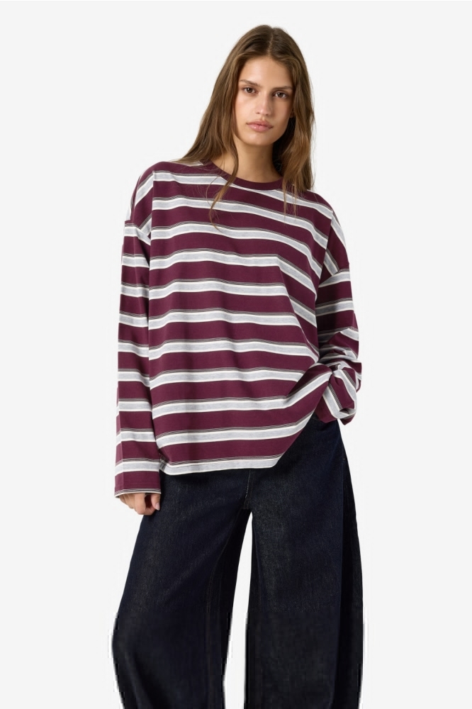 Noisy may bordeaux dames sweater | Model vooraanzicht
