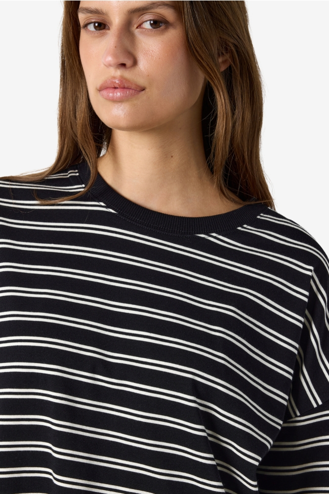 Noisy may zwarte dames sweater | Close up