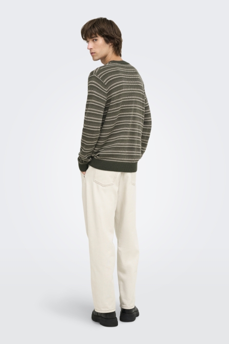 Only & Sons groene heren trui | Model achteraanzicht