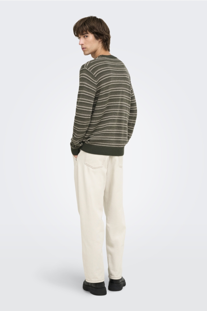 Only & Sons groene heren trui | Model achteraanzicht