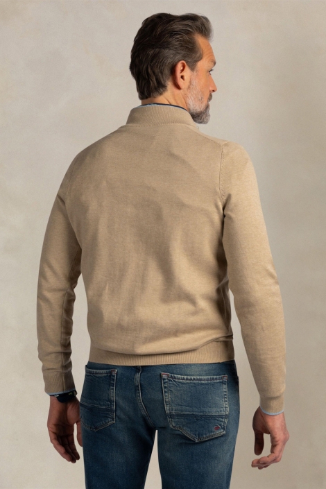 NZA ecru heren trui | Model achteraanzicht