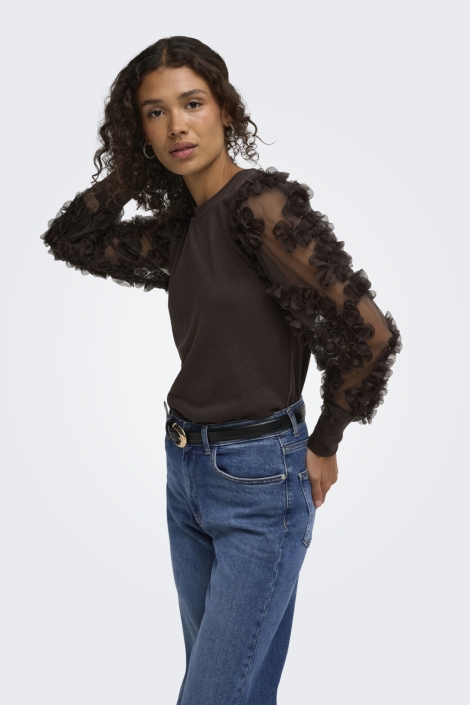 Jacqueline de Yong bruine dames sweater | Model vooraanzicht