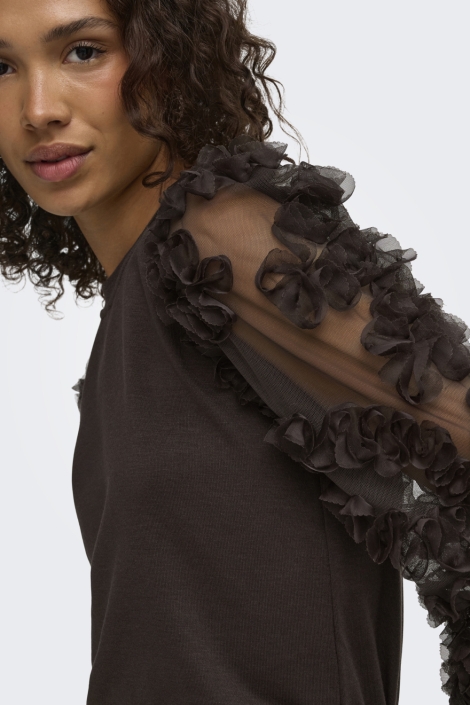Jacqueline de Yong bruine dames sweater | Close up
