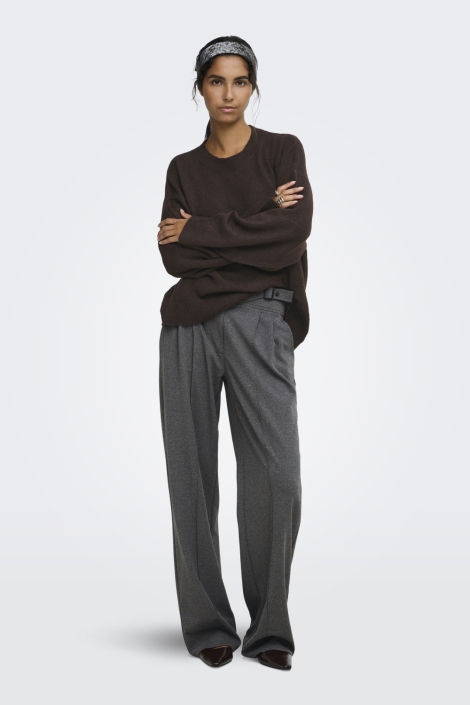 Jacqueline de Yong bruine dames trui | Model