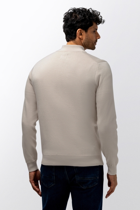 State of Art beige heren vest | Model achteraanzicht