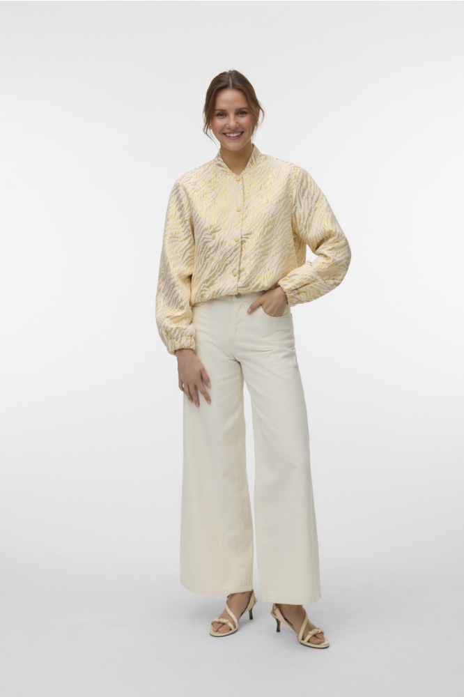 Vero Moda ecru dames blazer | Model