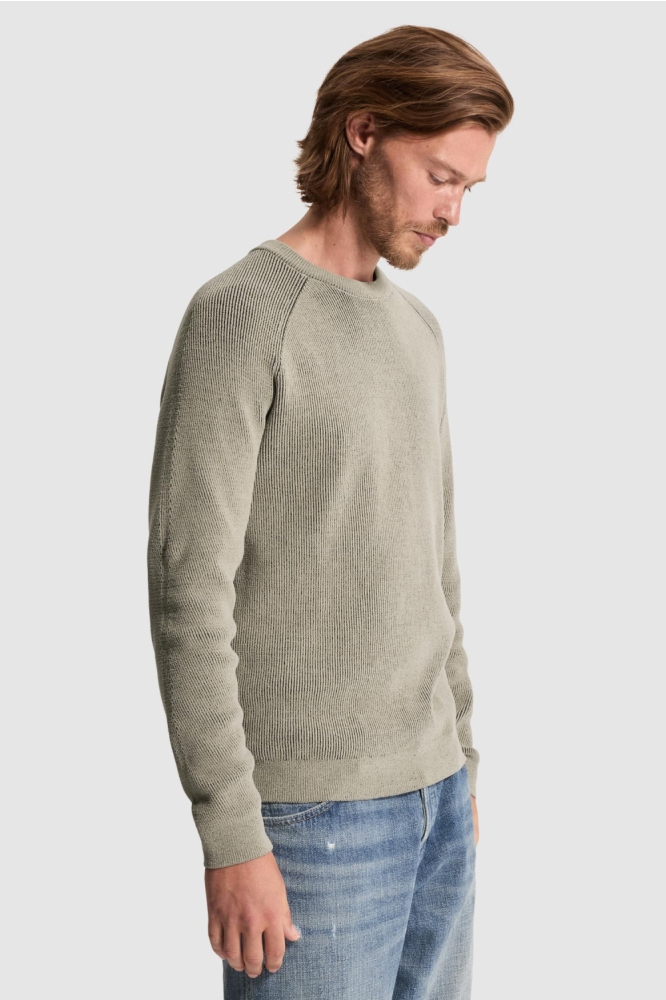 Cast Iron groene heren trui | Model zijaanzicht