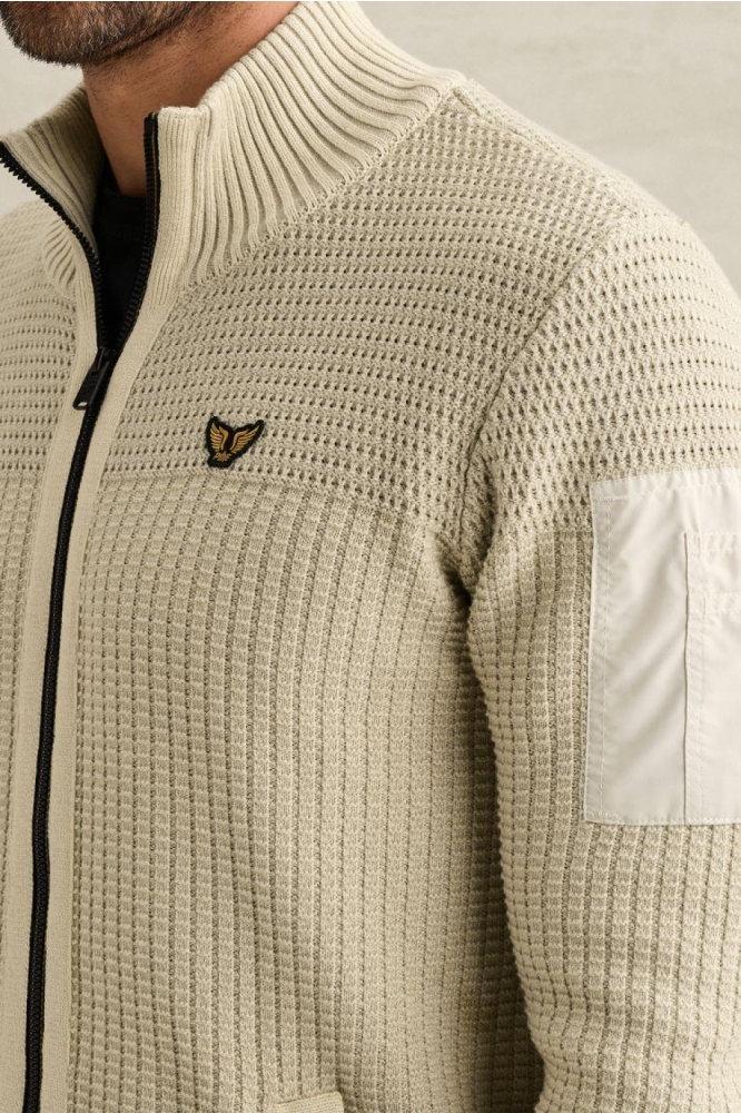 PME legend beige heren vest | Close up