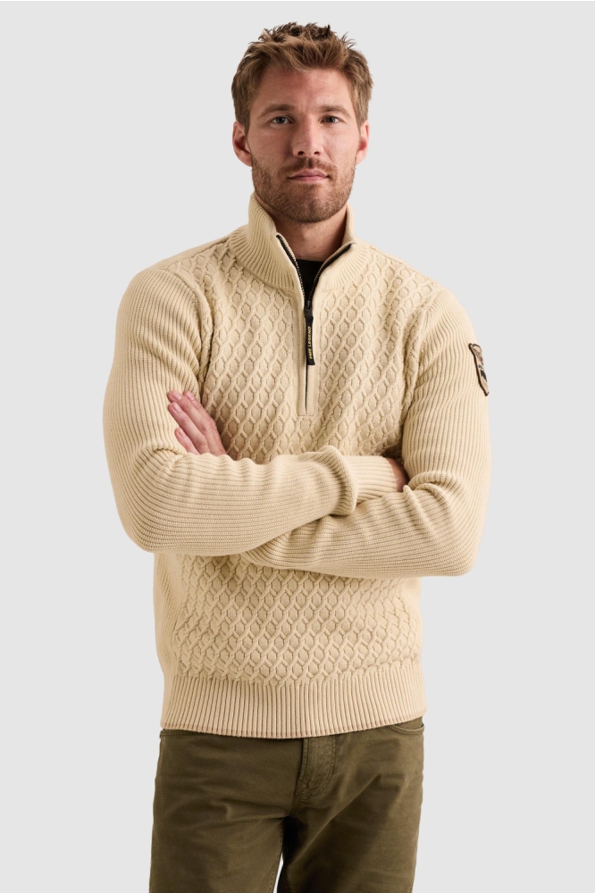 PME legend ecru heren trui | Model vooraanzicht