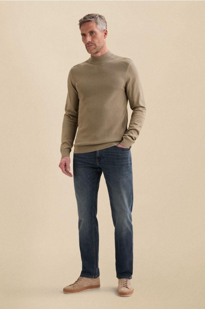 Vanguard beige heren trui | Model