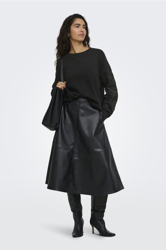 Jacqueline de Yong zwarte dames sweater | Model