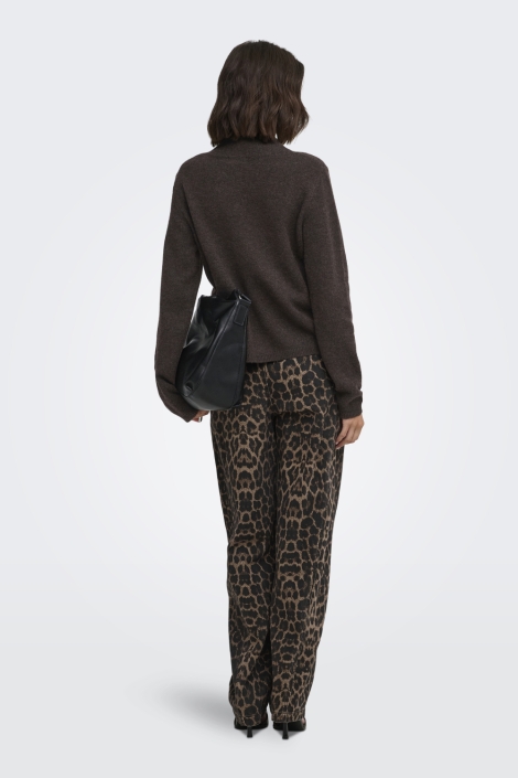 Jacqueline de Yong bruine dames trui | Model