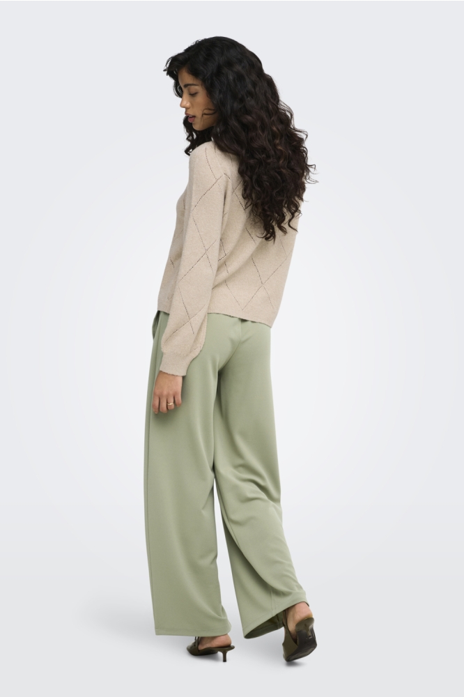 Jacqueline de Yong beige dames trui | Model achteraanzicht