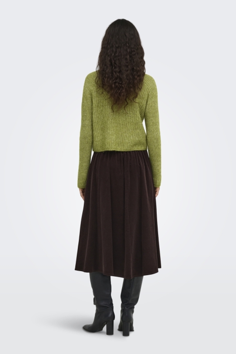 Only groene dames trui | Model achteraanzicht