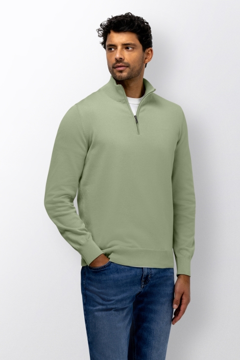 State of Art groene heren trui | Model vooraanzicht