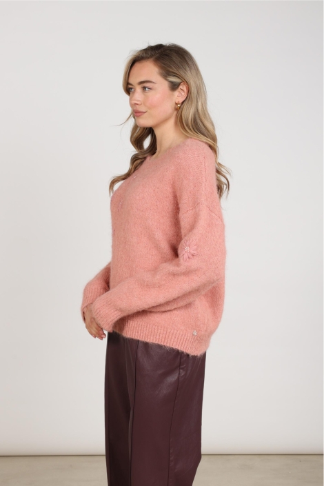 Nukus roze dames trui | Model zijaanzicht