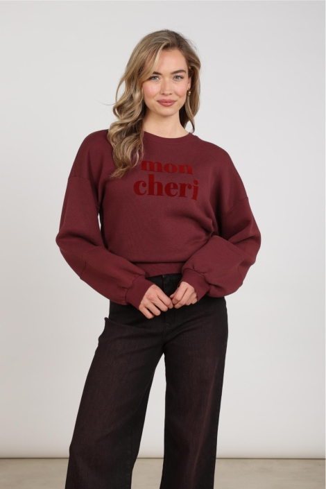 Nukus bordeaux dames sweater | Model vooraanzicht