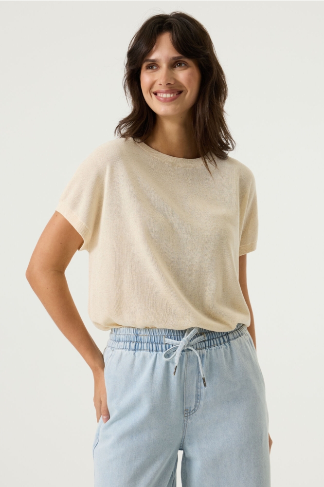 Garcia beige dames trui | Model vooraanzicht