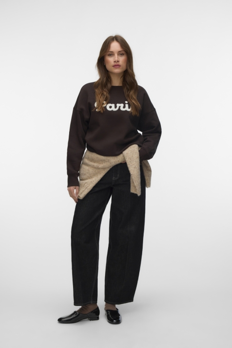 Vero Moda bruine dames sweater | Model