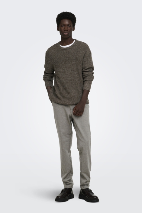 Only & Sons bruine heren trui | Model