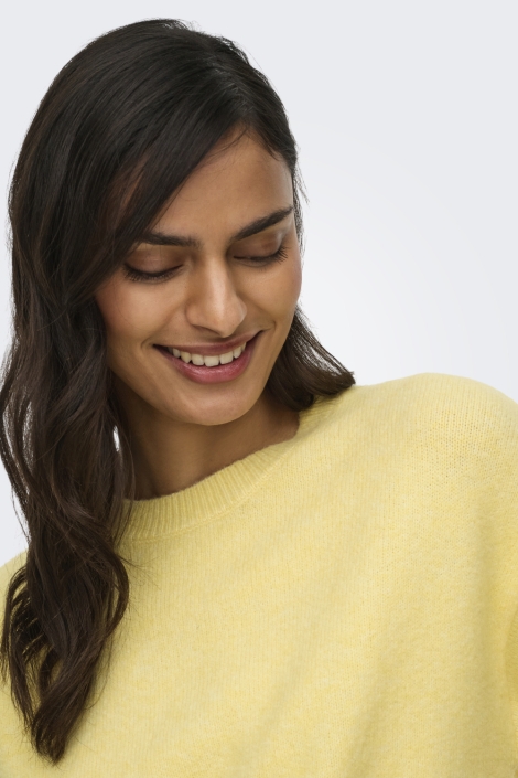 Jacqueline de Yong gele dames trui | Close up