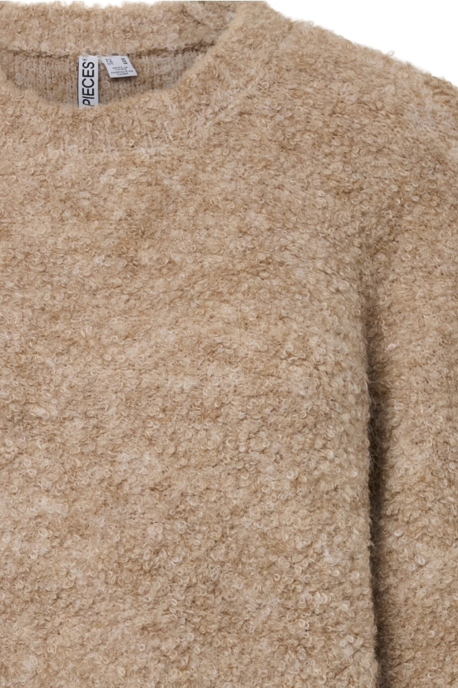 Pieces camel dames trui | Close up