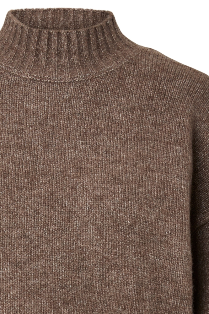 Pieces bruine dames trui | Close up