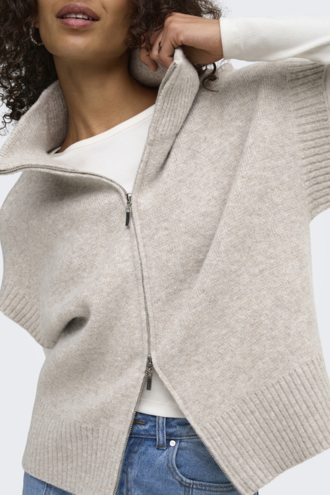 Jacqueline de Yong beige dames vest | Close up