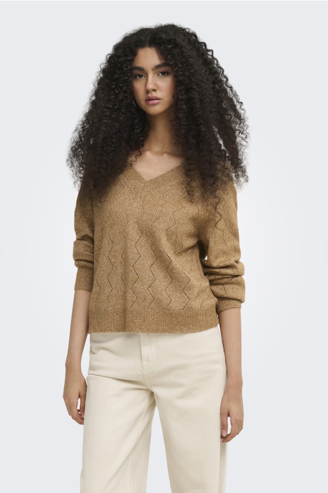 Jacqueline de Yong camel dames trui | Model vooraanzicht