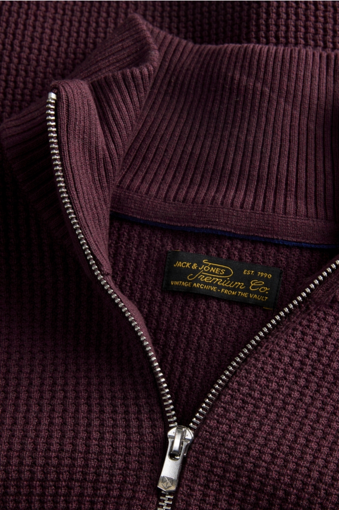 Jack & Jones bordeaux heren trui | Close up