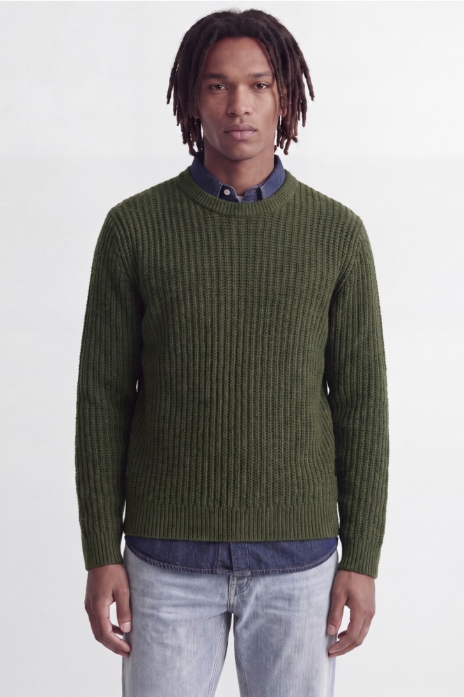 Jack & Jones groene heren trui | Model vooraanzicht