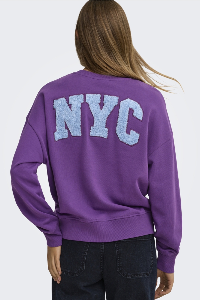 Only paarse dames sweater | Model achteraanzicht