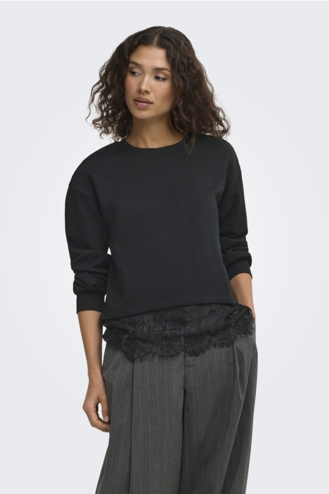 Only zwarte dames sweater | Model vooraanzicht
