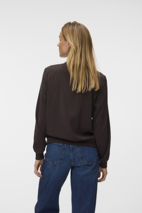 Vero Moda bruine dames jas | Model achteraanzicht