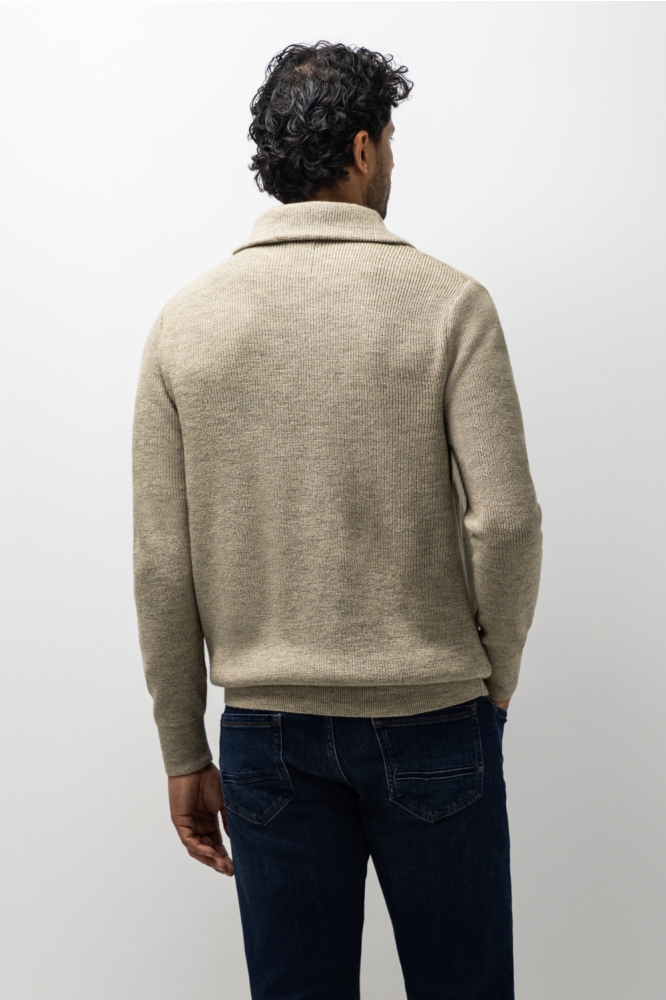 State of Art taupe heren trui | Model achteraanzicht