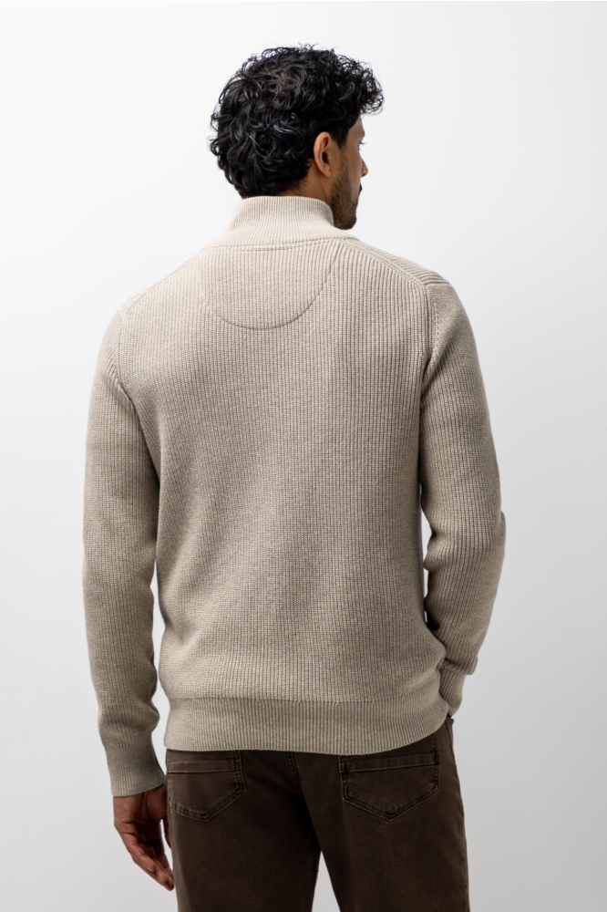 State of Art taupe heren vest | Model achteraanzicht