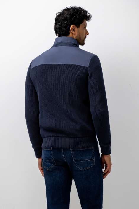 State of Art blauwe heren vest | Model achteraanzicht