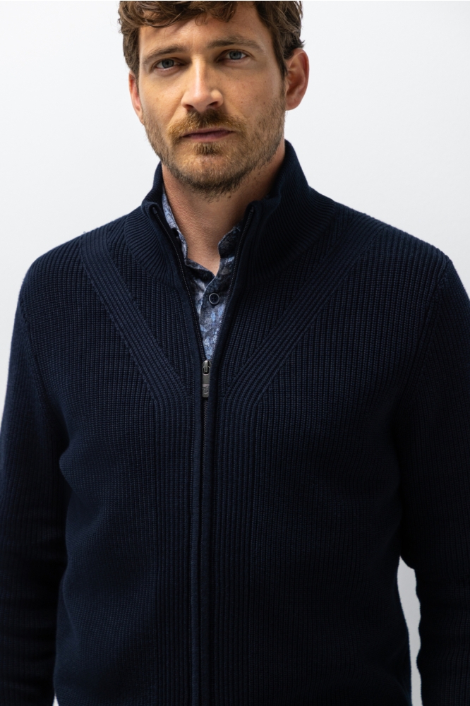 State of Art blauwe heren vest | Close up