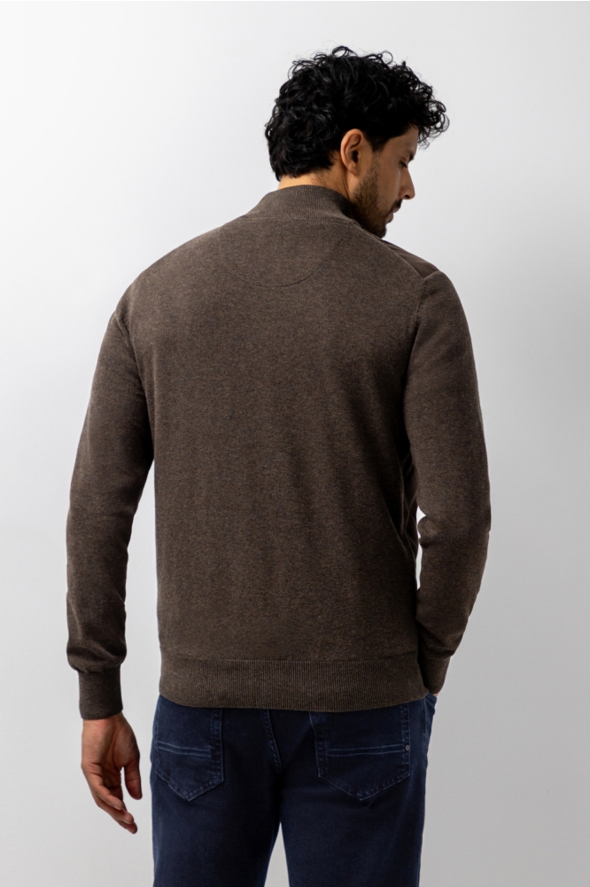 State of Art bruine heren vest | Model achteraanzicht